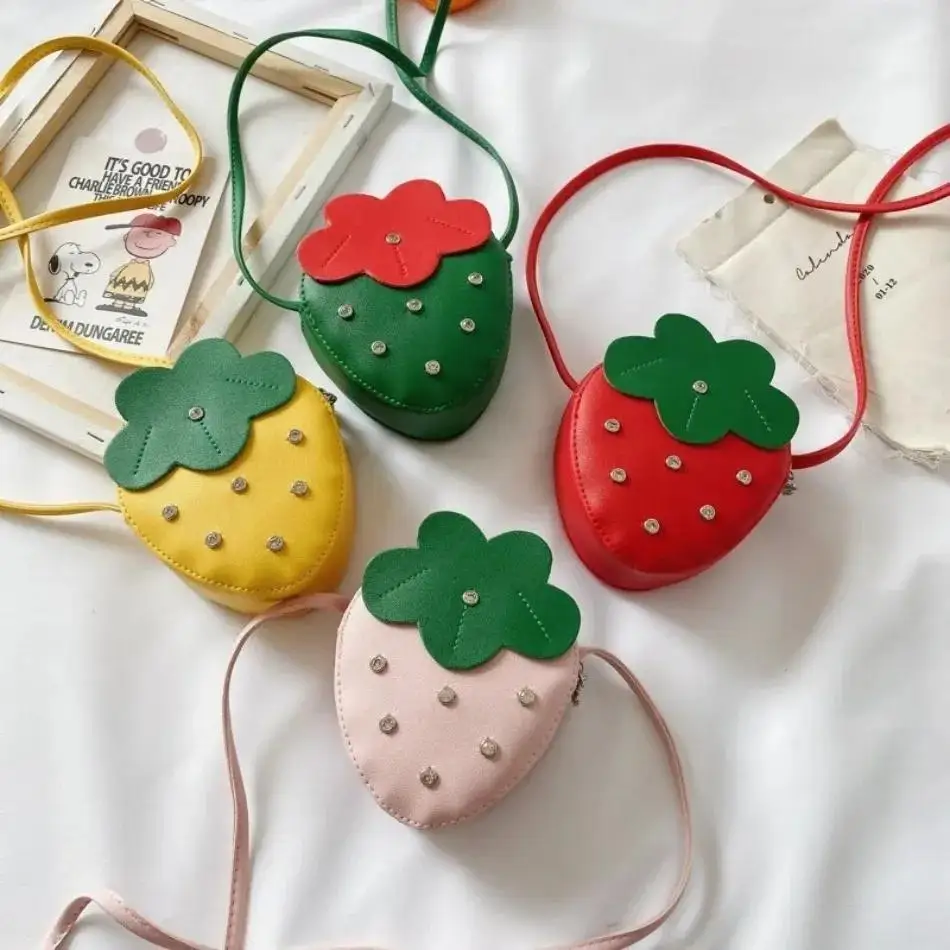 Bolso bandolera infantil de fresa con monedero cruzado brillante - imagen 5