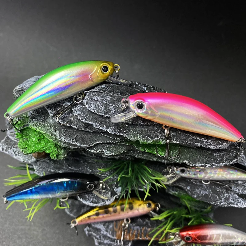 Colores y acabados disponibles del wobbler mini pececillo