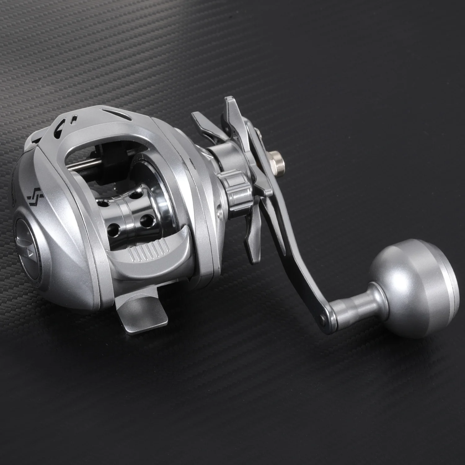 Carrete Baitcasting Sougayilang de Aluminio Ligero – Ideal para Pesca - imagen 5
