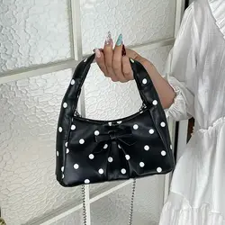 Bolso bandolera PU con cadena metálica y estampado de puntos