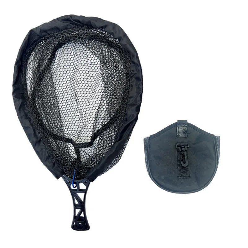 Vista completa de la red de pesca FTK con su funda