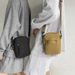 Bolso bandolera hombre de lona con cierre para llevar al hombro