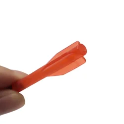 Dardo de metal rojo con aletas de precisión para tiro exterior