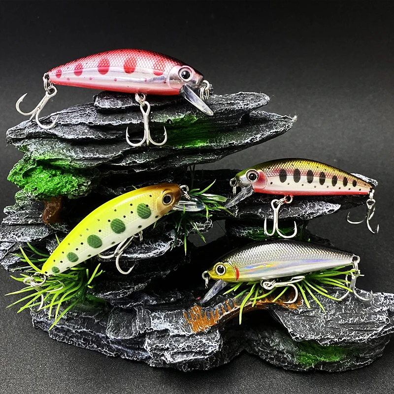 Señuelo sinking Jerkbait con detalle de coloración