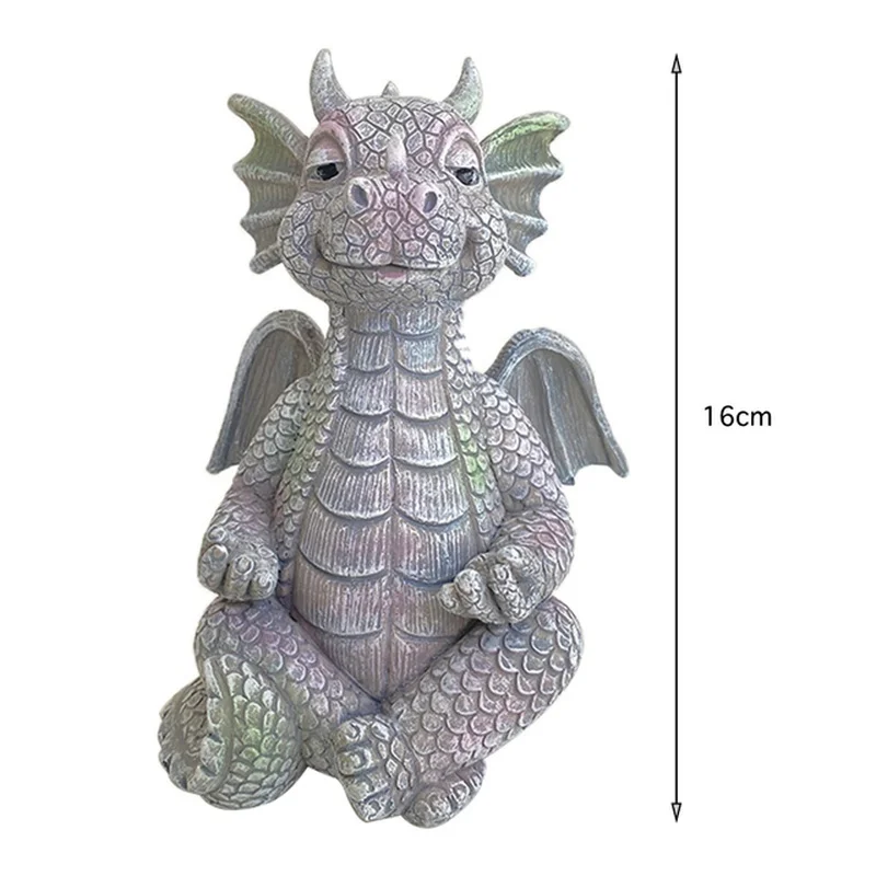 Detalle del dragón en resina con acabado decorativo