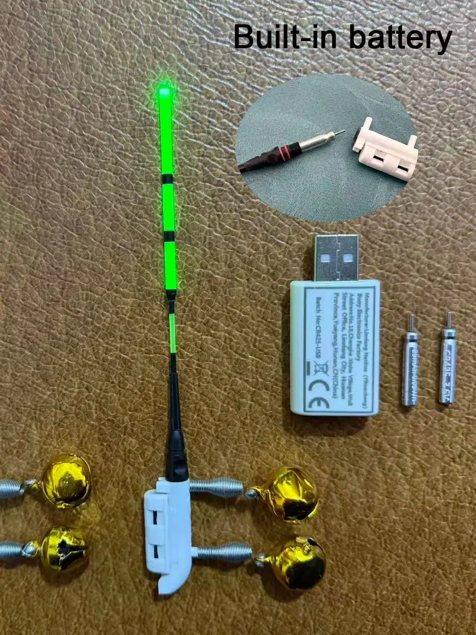 Baterías recargables y cargador USB del kit