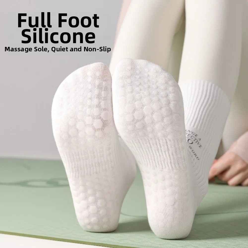 Calcetines antideslizantes de yoga de tubo medio para mujer - imagen 3