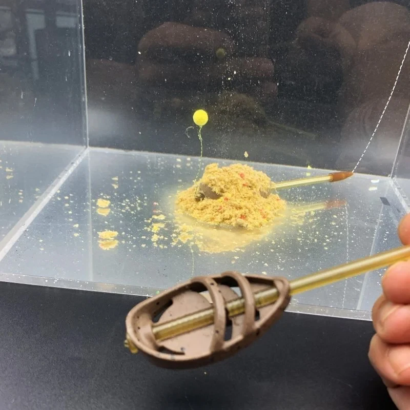 YOTO Alimentador de método de cambio rápido con molde de cebo - imagen 5