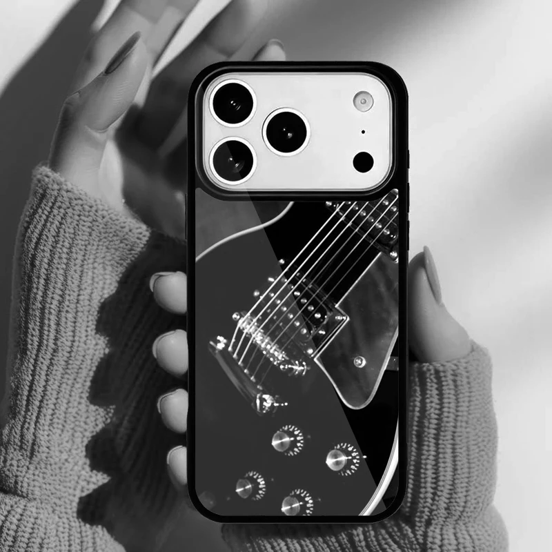 Detalle del diseño de violín musical en la funda