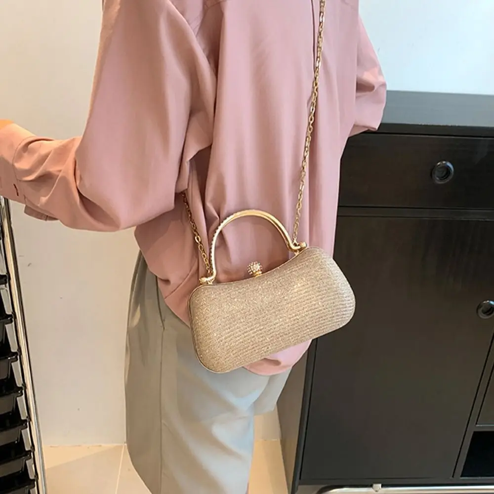 Bolso de fiesta con cadena y pedrería, forma de huevo - imagen 4