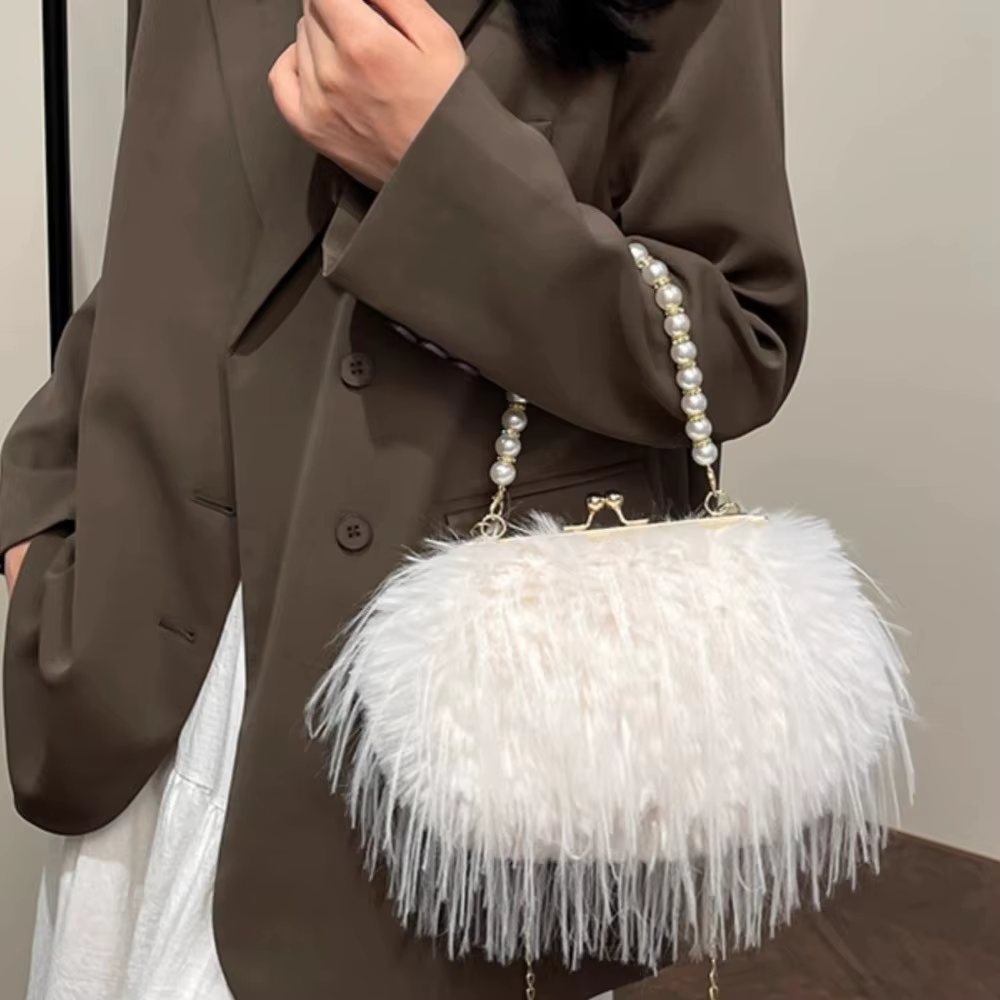 Bolso bandolera de piel sintética con cadena de perlas - imagen 3