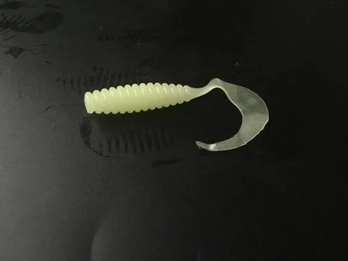 Gusano artificial luminoso suave sílice 4-6 cm - Señuelo pesca - imagen 2