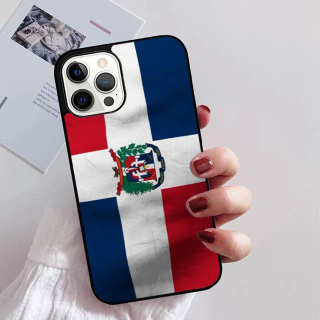 Bandera dominicana en funda para iPhone - vista lateral con botones accesibles