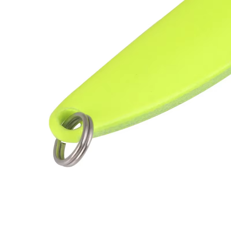 Señuelo metal cuchara giratoria anzuelo triple plumas luminosa - imagen 3