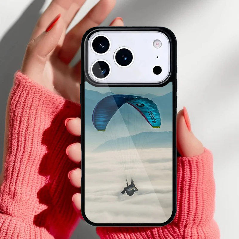 Funda deportiva Krajews con diseño de parapente para iPhone