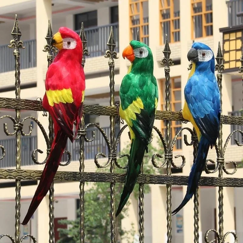 Loro Guacamayo artesanal de espuma para jardín - imagen 4