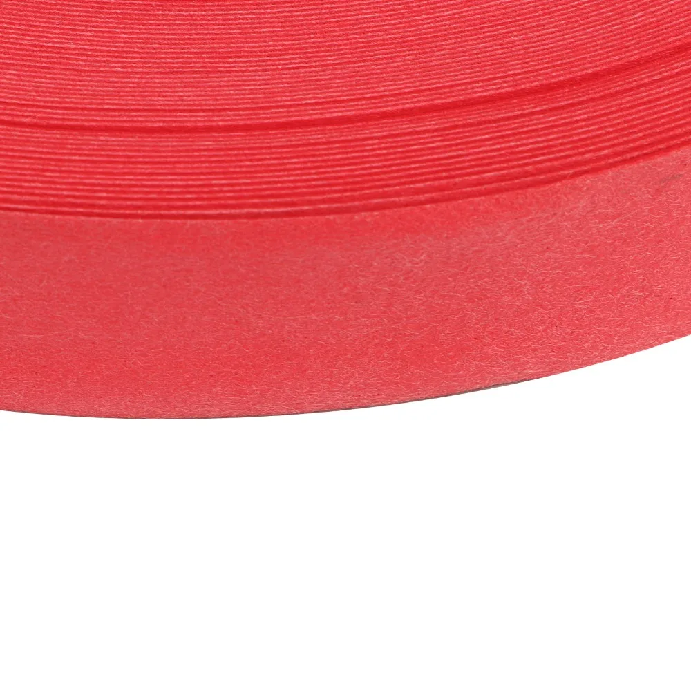 Opciones de color: rojo, negro y morado