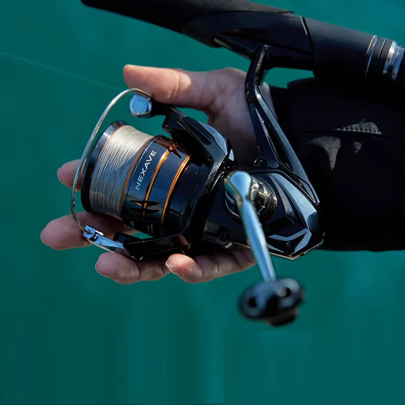 Carrete Shimano NEXAVE Ultraligero Aleta Tiburón Anti-reversa - imagen 2