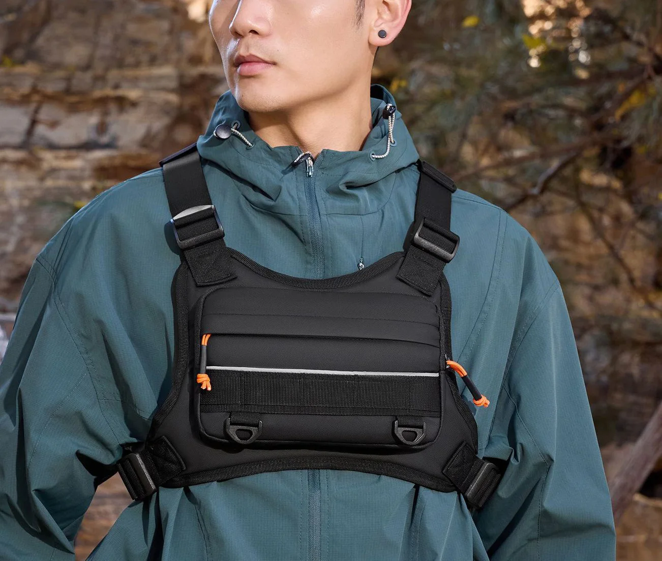 Chaleco táctico con sistema MOLLE y bolsillo frontal