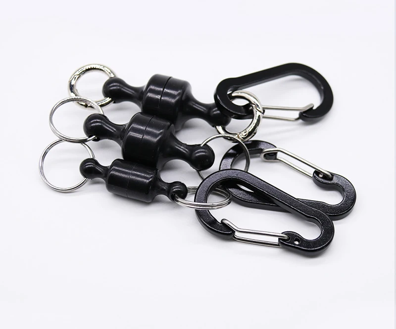 Clip magnético y mosquetón para pesca