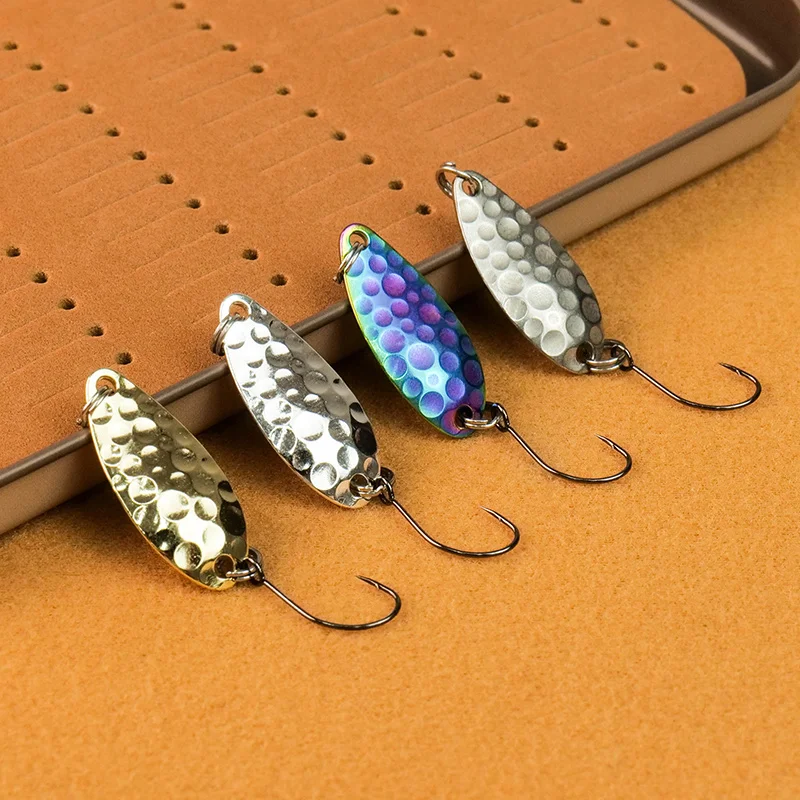 LSP Spoon Sequin Assist Hook – señuelo metálico lentejuelas para lubina - imagen 3