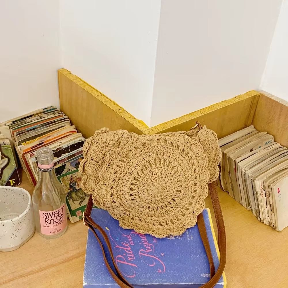 Bolso Redondo Tejido con Diseño Floral y Correa Ajustable para Mujer - imagen 2