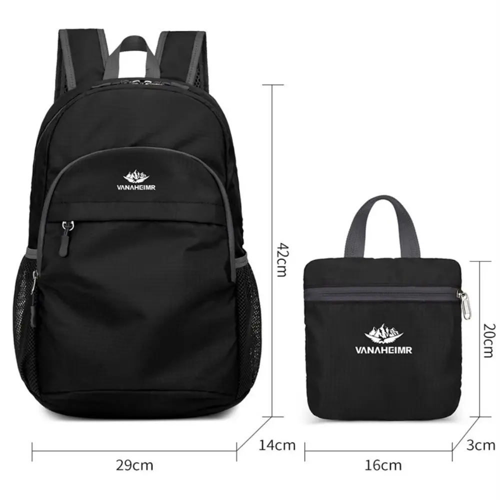 Mochila plegable ligera lista para actividades al aire libre