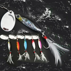 Spinner con anzuelo triple para trucha y lubina