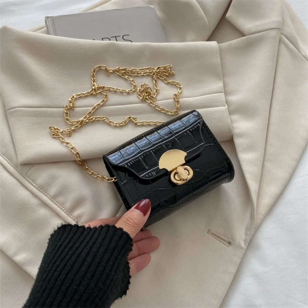Bolso casual mini debajo del brazo