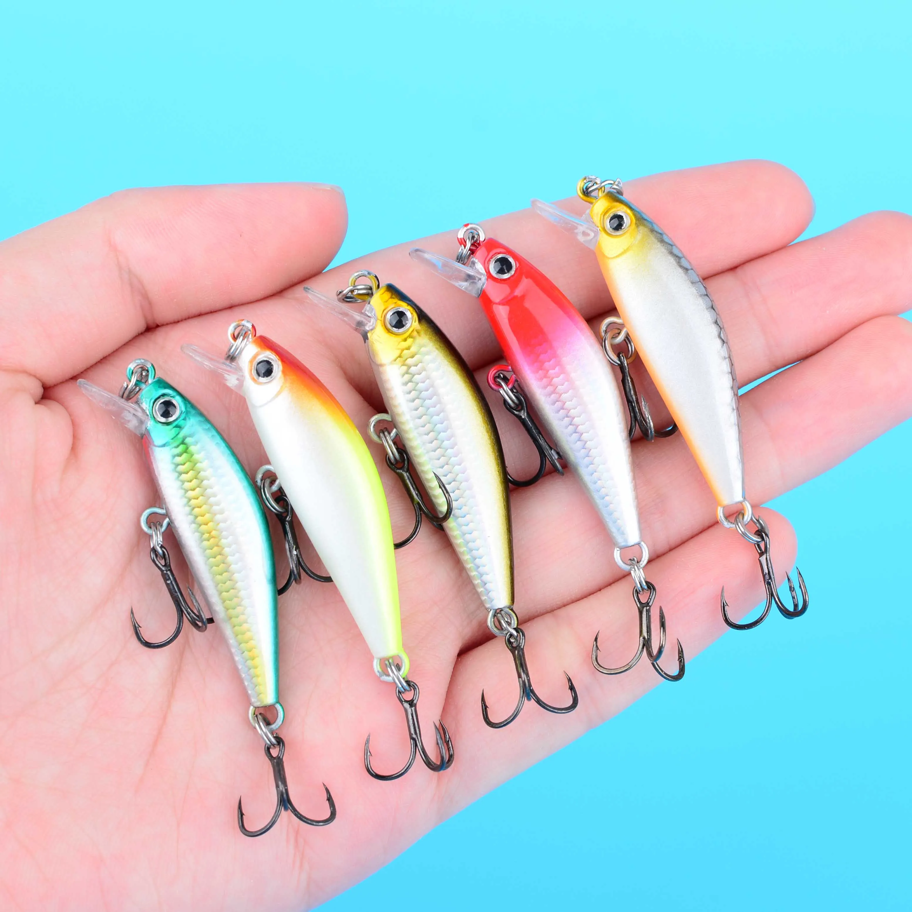 Minnow con ojos 3D y acabado realista