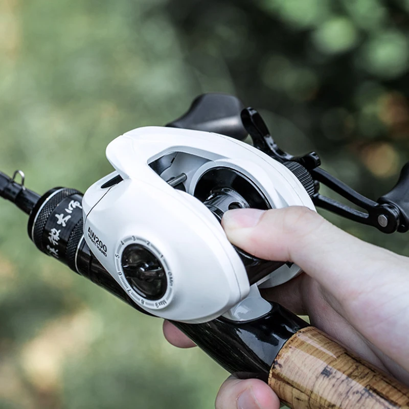 Carrete baitcasting con agarre EVA para pesca en agua salada - imagen 4