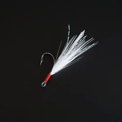 Anzuelo individual de acero rico en carbono con pluma para carpa