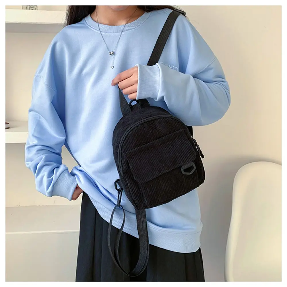 Mochila mini de pana para mujer – bolso de mano de estilo