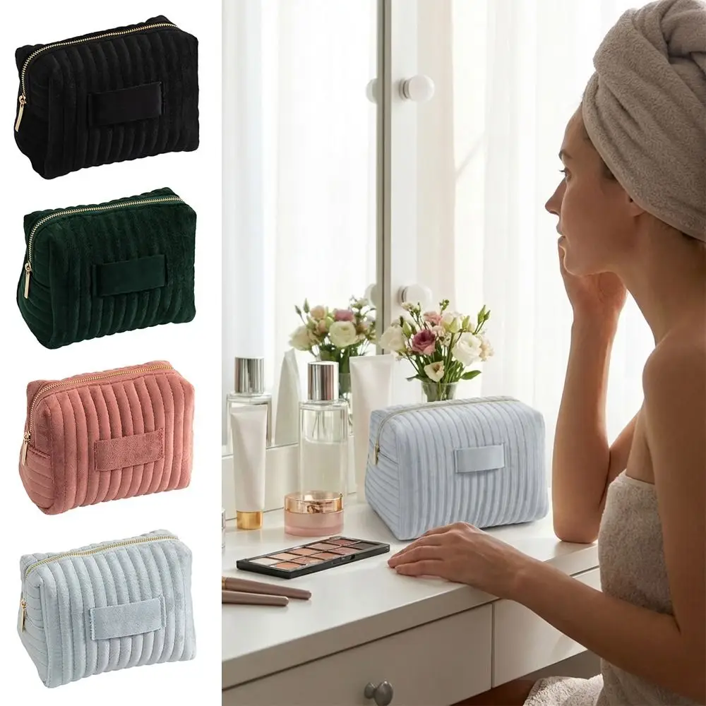 Bolsa de maquillaje de terciopelo INS acolchada a rayas, suave - imagen 2
