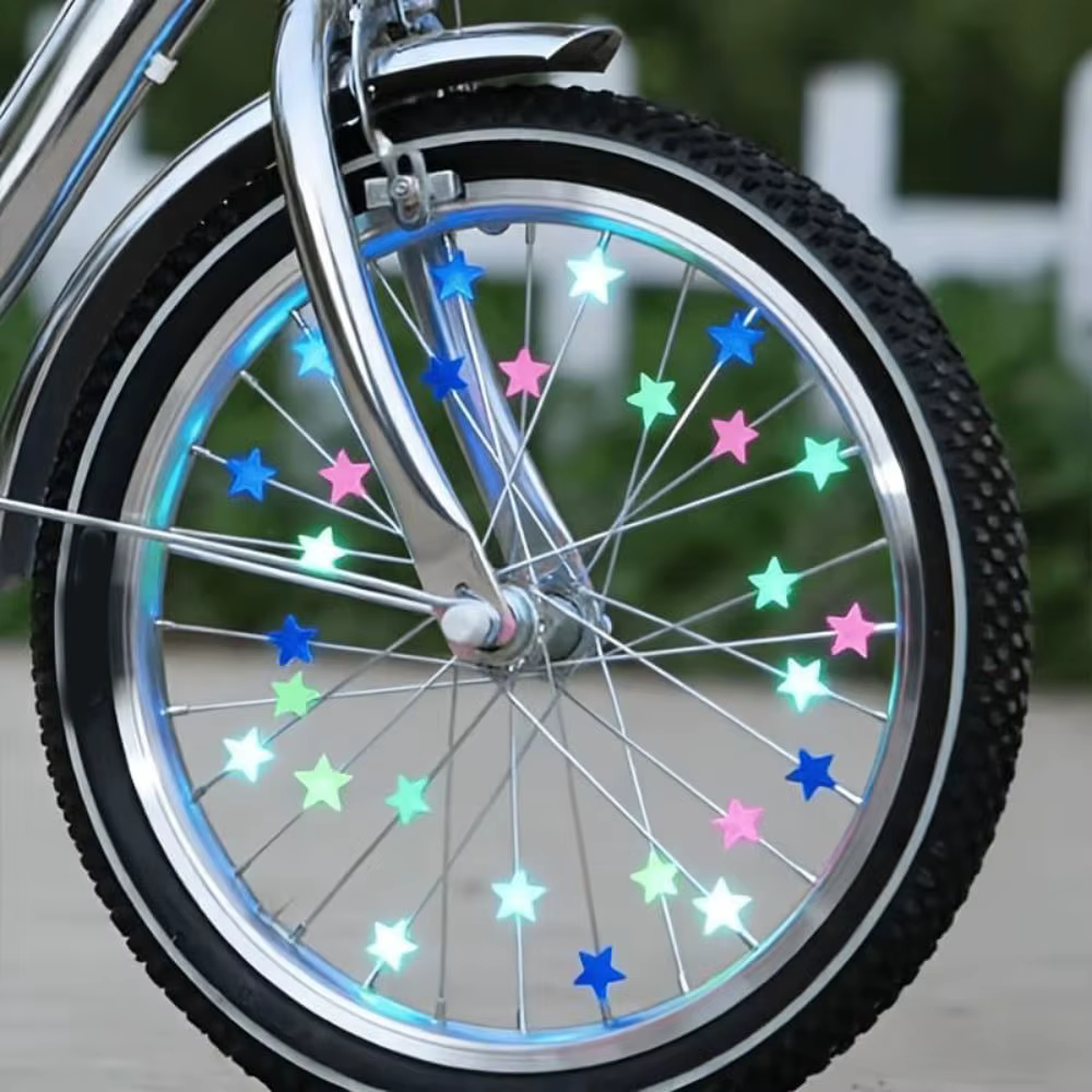 Cuentas reflectantes para bicicletas, mostrando el efecto luminoso al girar la rueda