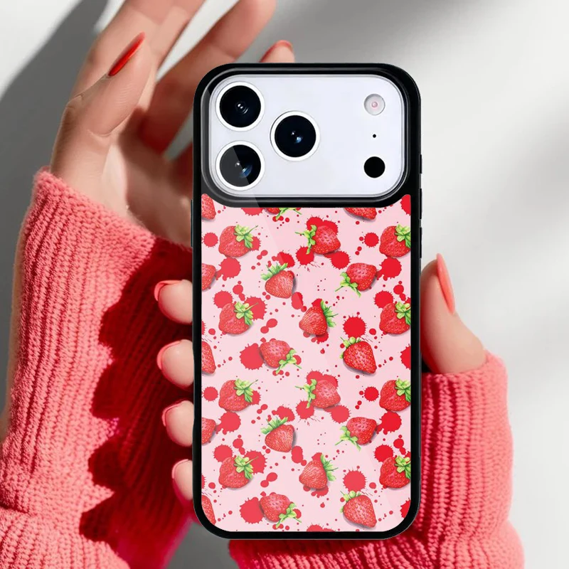 Funda colocada en un iPhone mostrando agarre