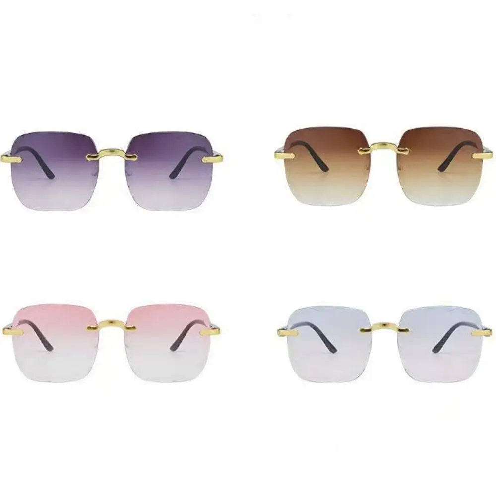 Gafas de sol cuadradas rojas sin montura con protección UV para mujer