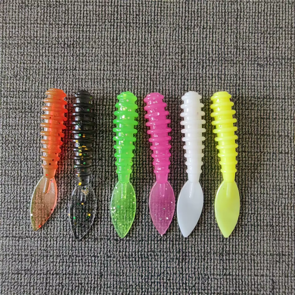 Gusano Suave Ocean Rock 3,5 cm para pesca de lubina - imagen 3