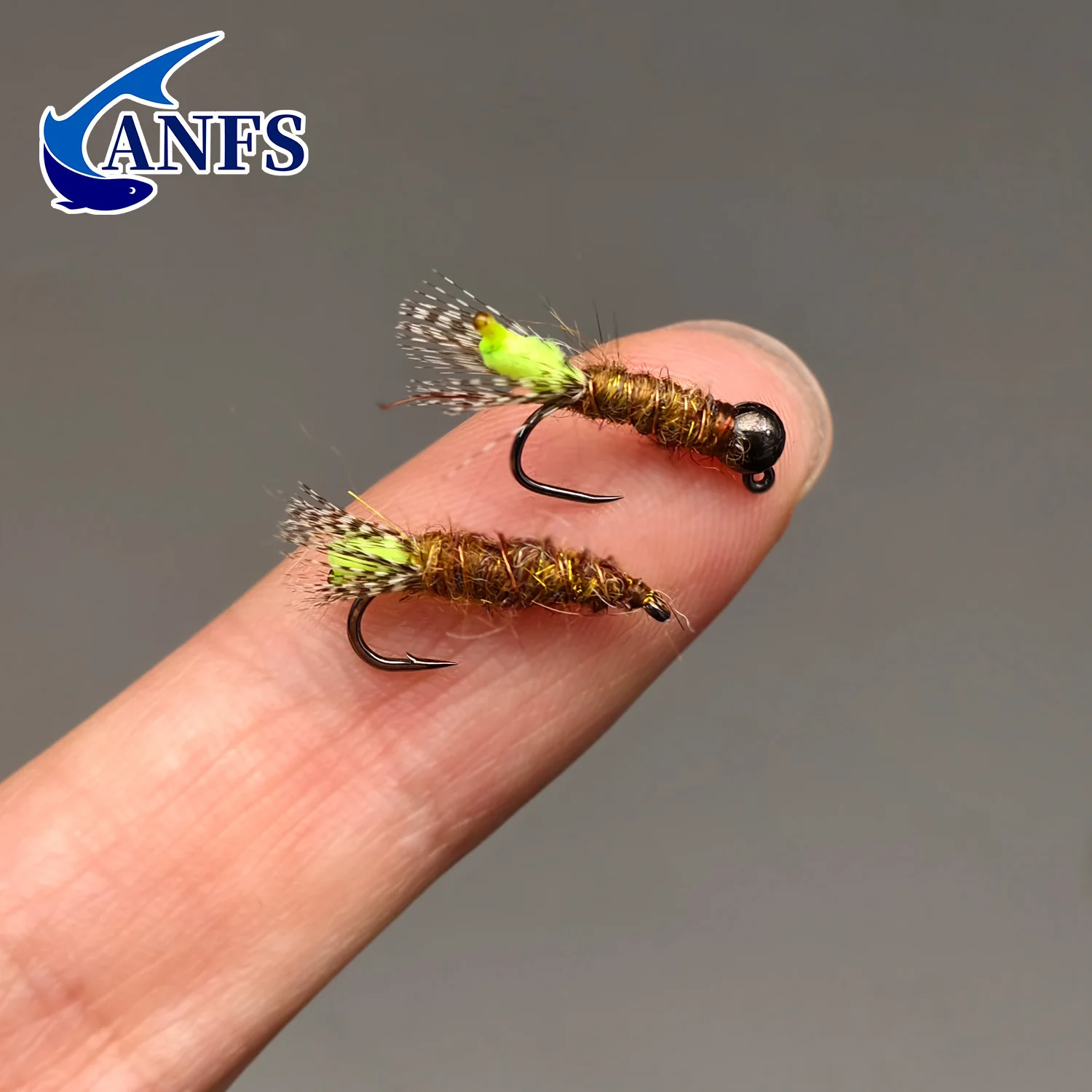 Ejemplo de mosca en el agua