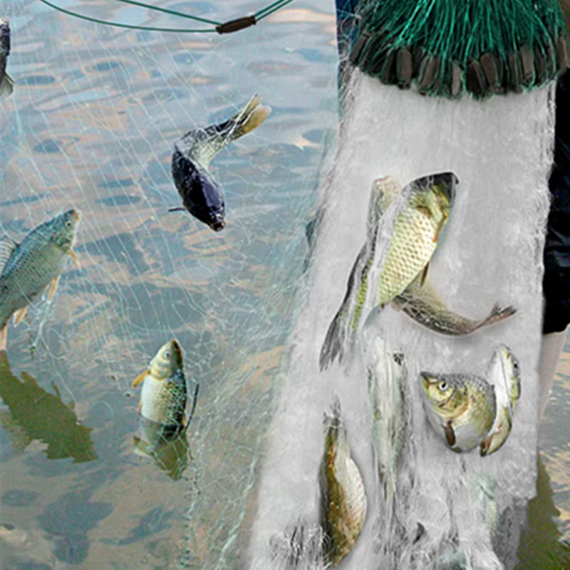 Detalle de la red de pesca de tres capas