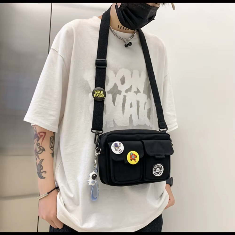 Bolso bandolera vintage unisex de gran capacidad con colgante - imagen 2