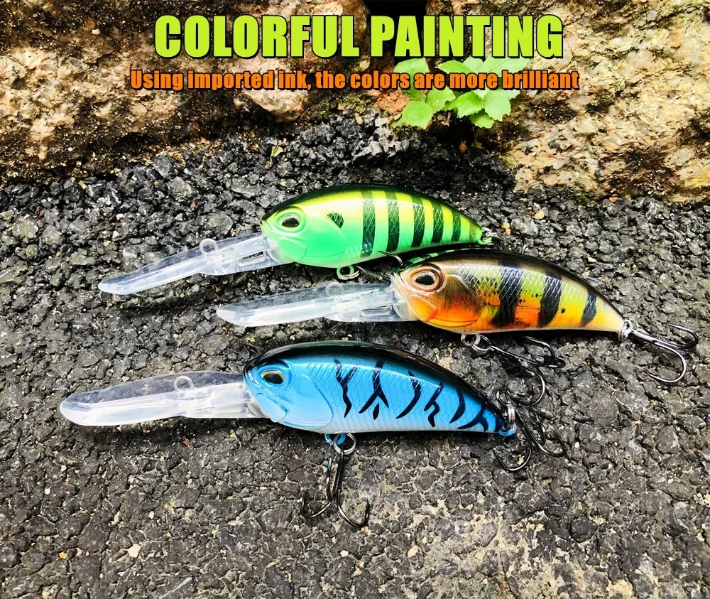 Detalle del anzuelo conectado al crankbait con el aro de retención