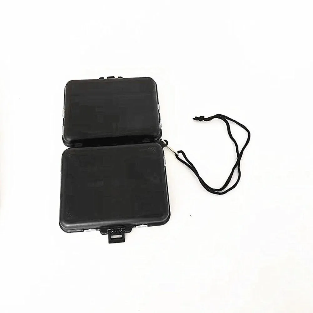 Caja cerrada mostrando su diseño compacto