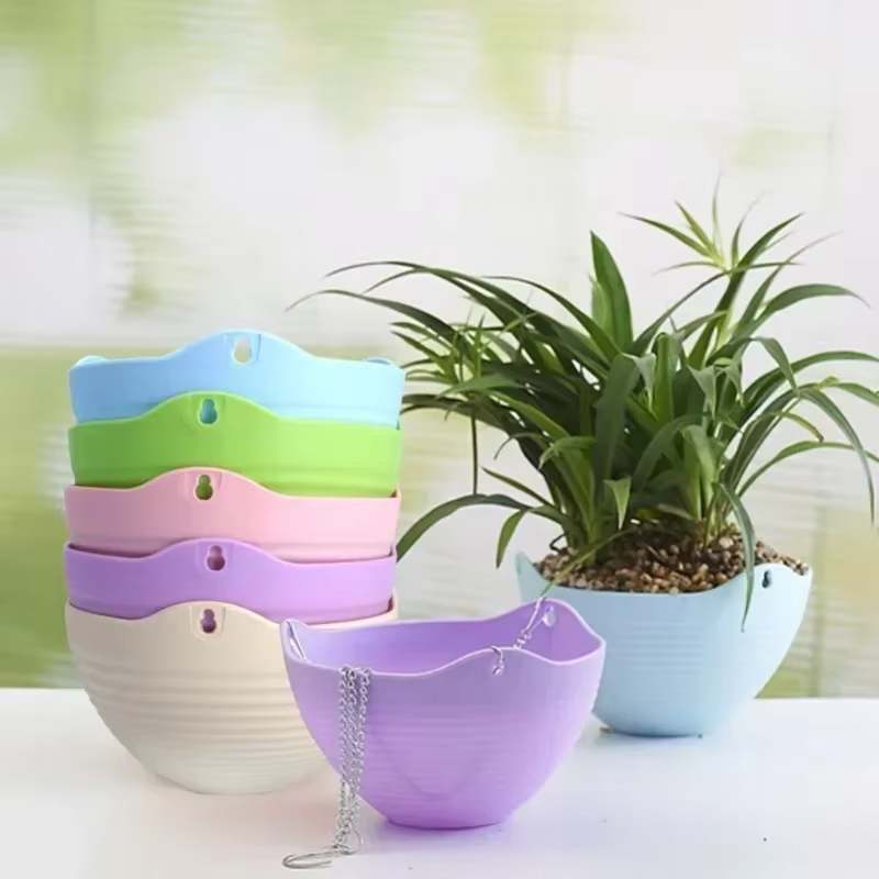 Maceta colgante de resina reforzada con cadena para flores y plantas - imagen 3