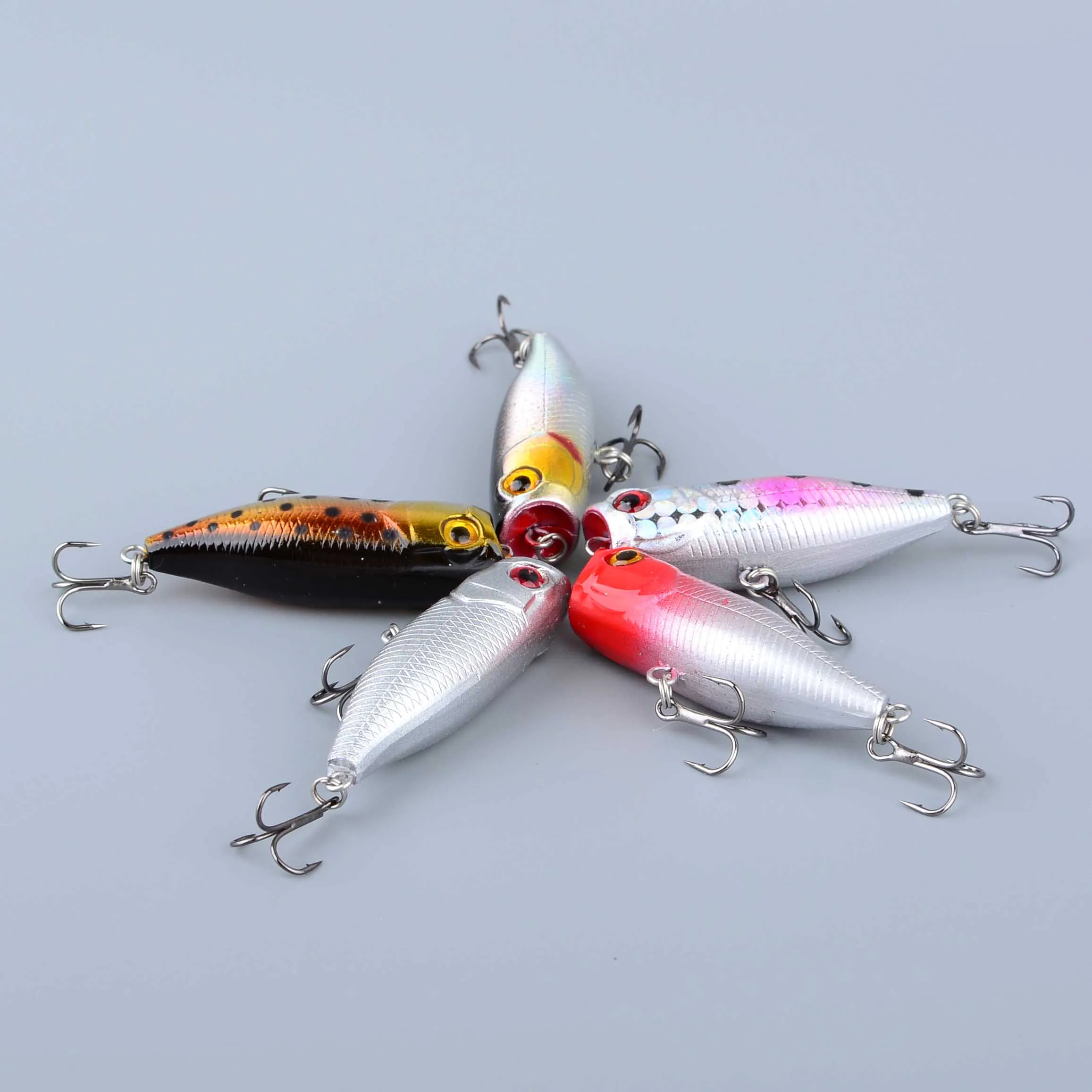 Popper de superficie para carpa con anzuelos triples