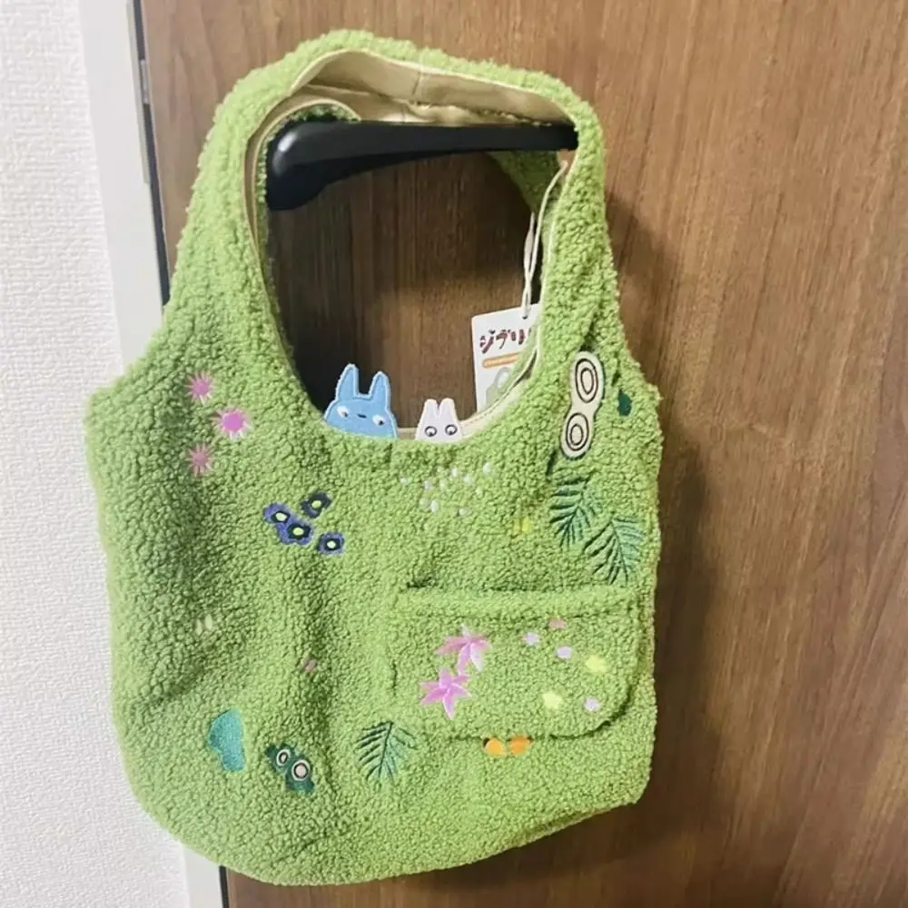 Bolso bandolera bordado verde lana de cordero con terciopelo - imagen 2