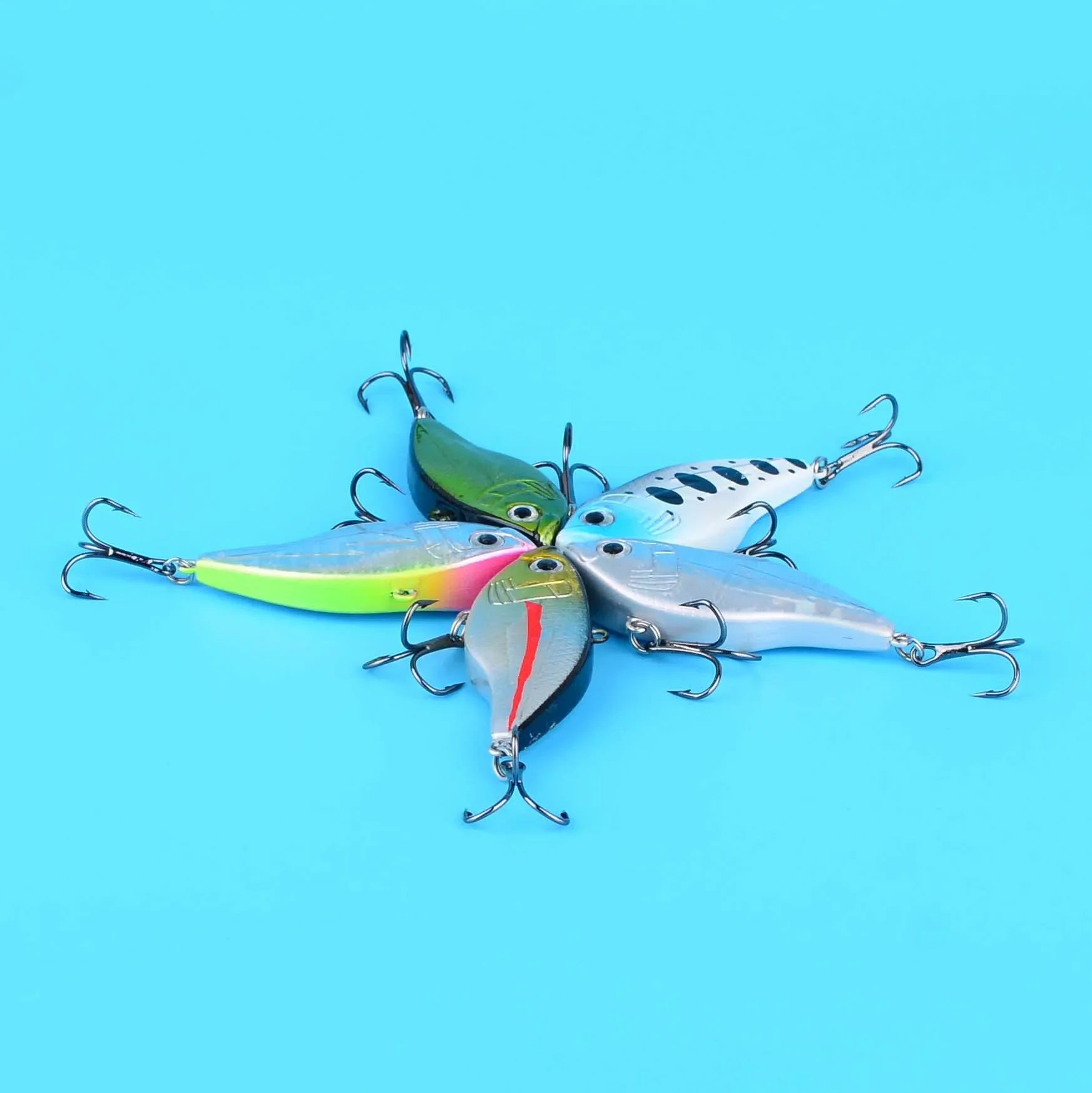 Crankbait de hundimiento VIB duro con anzuelos triples para carpa - imagen 5