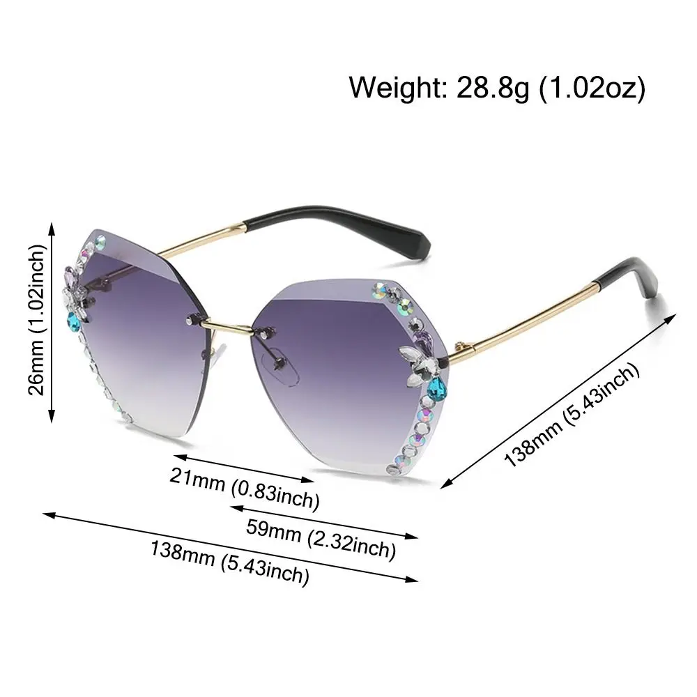 Gafas de sol sin montura con pedrería y lentes brillantes