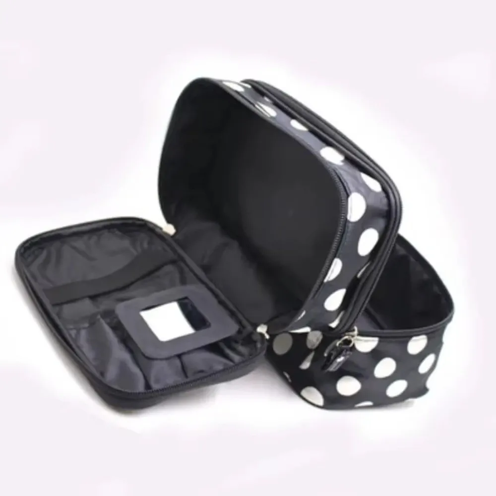 Bolsa de maquillaje lista para viaje