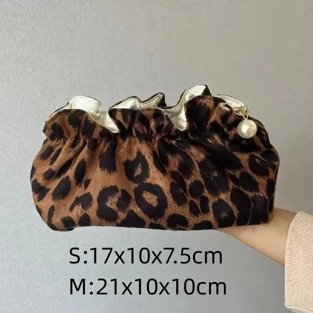 Bolsa de maquillaje con cremallera de perlas y estampado de leopardo - imagen 4
